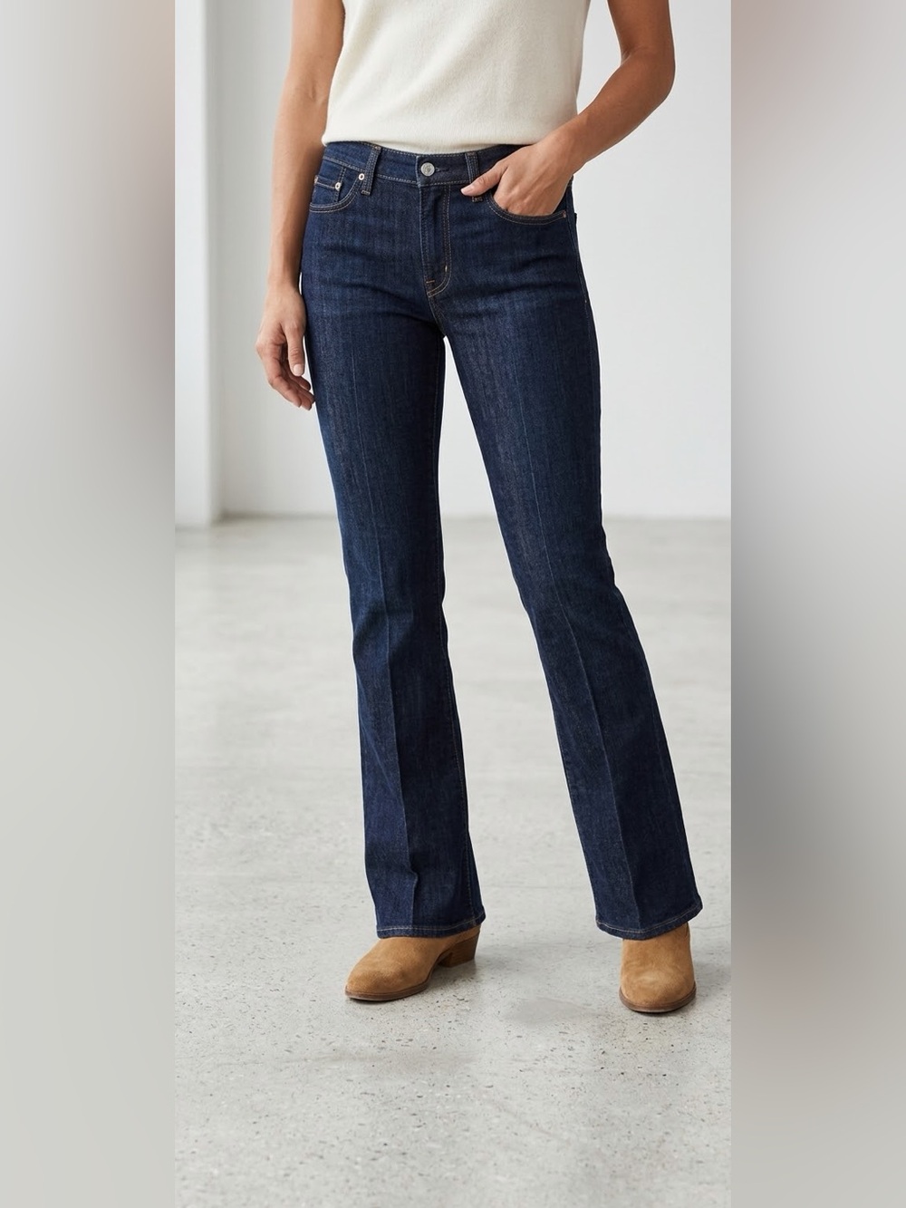 7 For All Mankind Vintage Flare Jeans Women’s Size 27 Dark Wash Made in USA